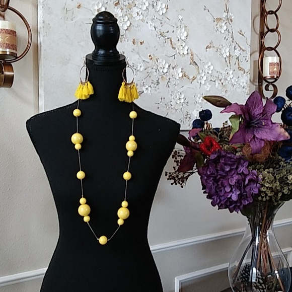 Silver And Yellow Stament Necklace And  Vibrant Yellow Tassel earrings Hoops - Picture 8 of 17